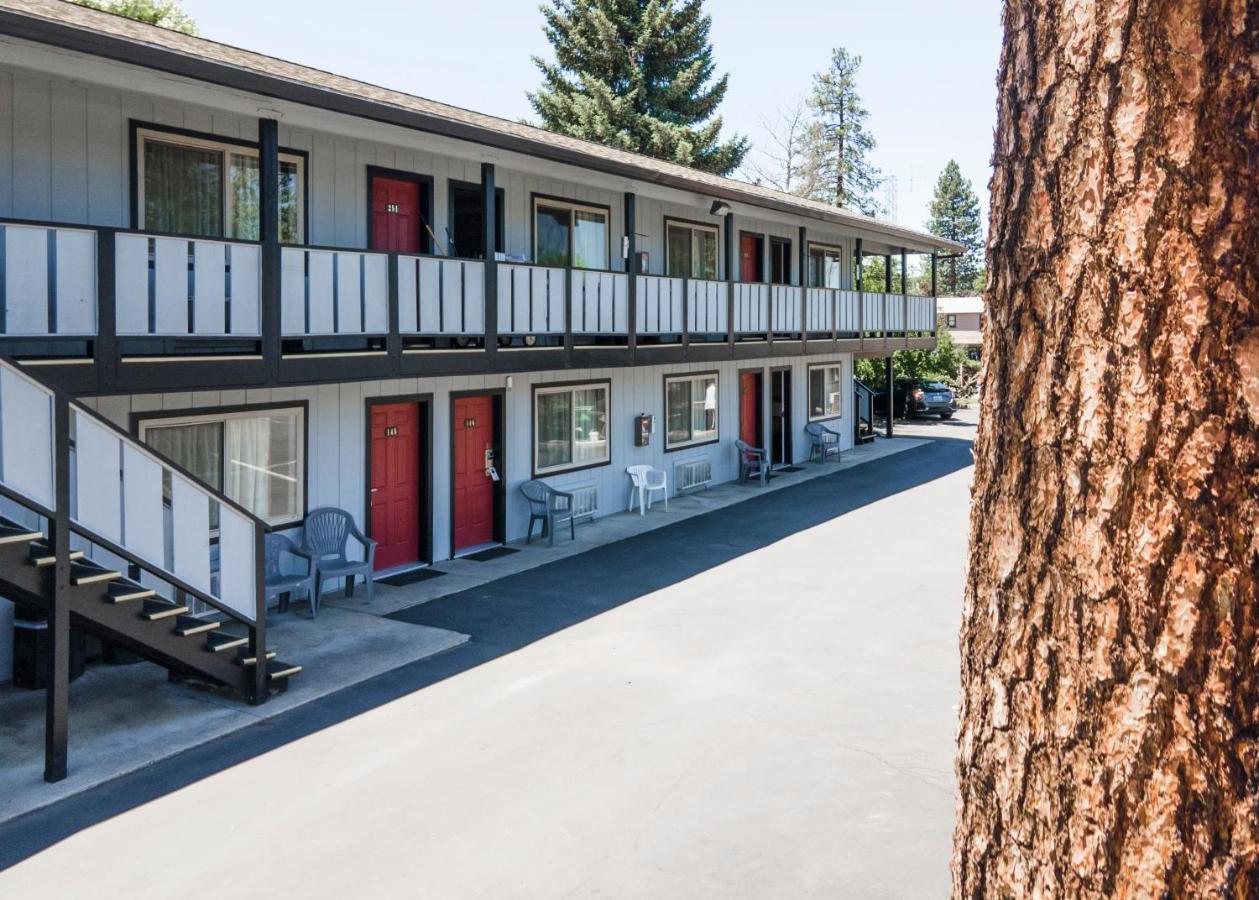 Charm Motel & Suites Burney Zewnętrze zdjęcie
